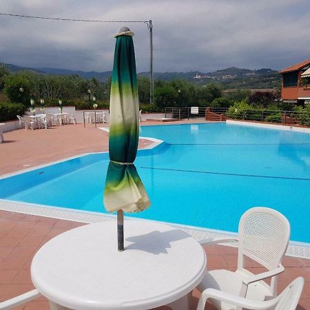 Casa di RINO Villa San Lorenzo al Mare Esterno foto