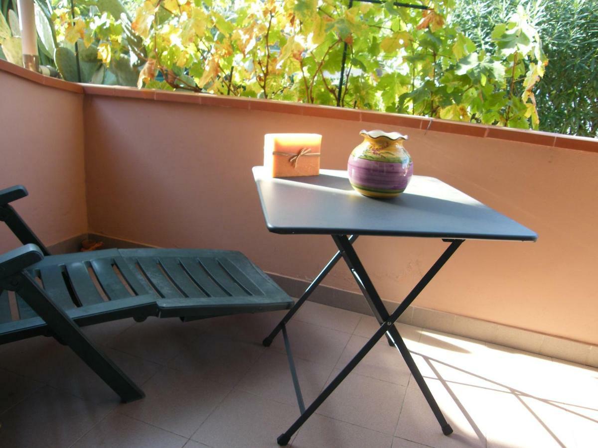 Casa di RINO Villa San Lorenzo al Mare Esterno foto